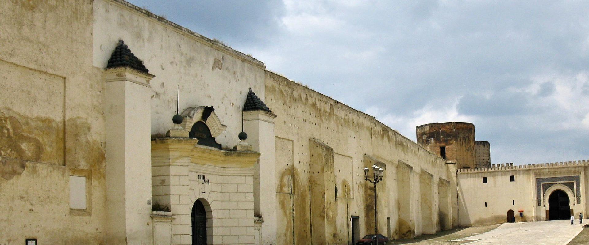 Bab Maqina