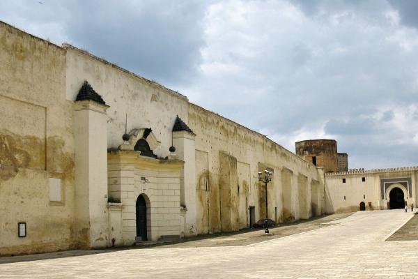 Bab Maqina