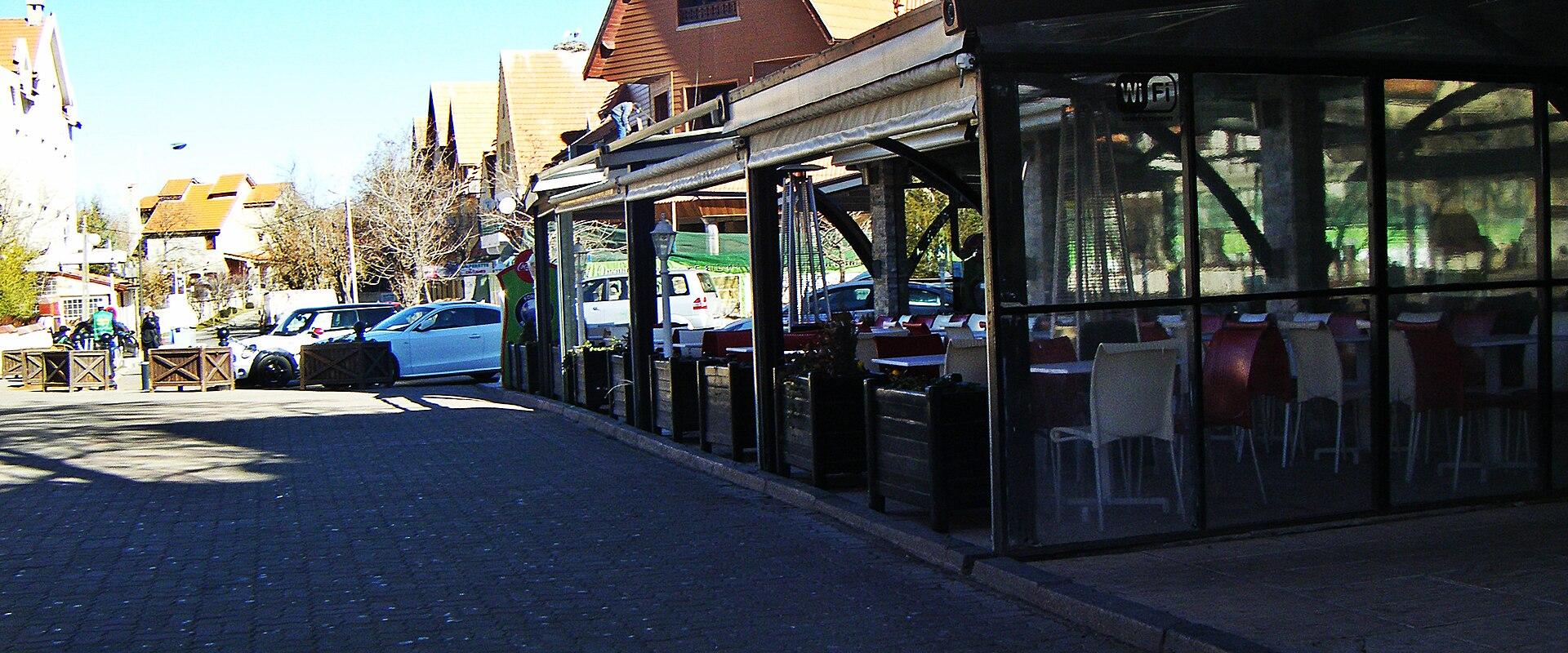 Ifrane Town Center (Place de l'Indépendance)